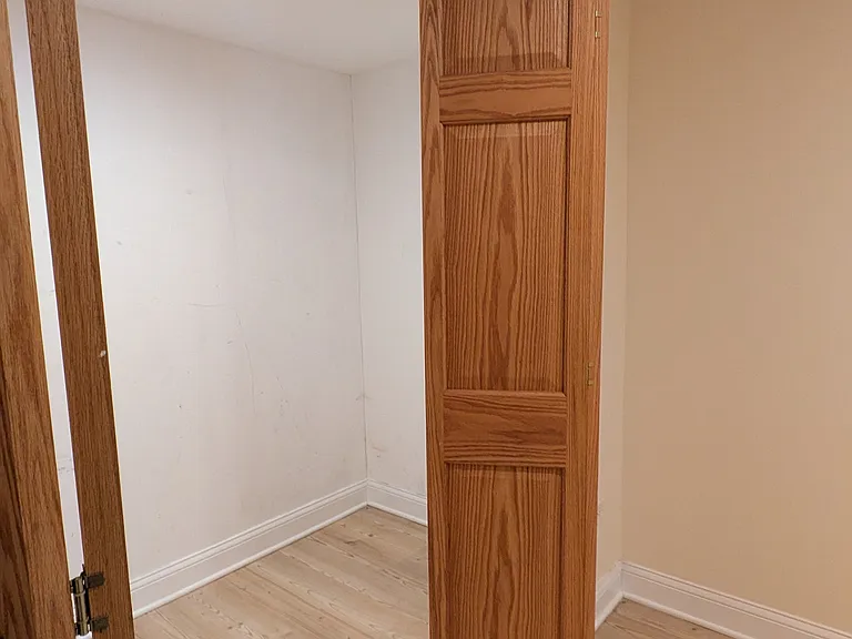 510 W 45th St #1 — Photo 1