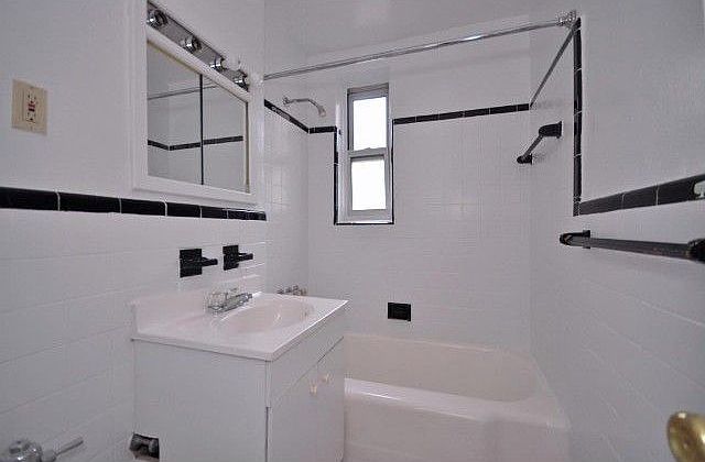 1st image of 300 N Broadway APT 4D