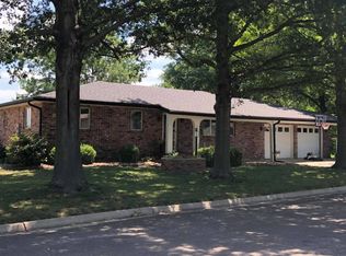 1011 N 6th St, Seneca, KS 66538