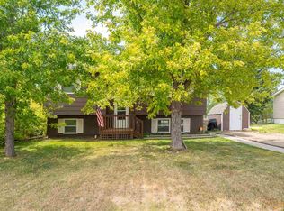 1225 Ennen Dr, Rapid City, SD 57703