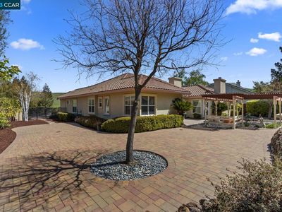 138 Inverness Way, Clayton, CA, 94517