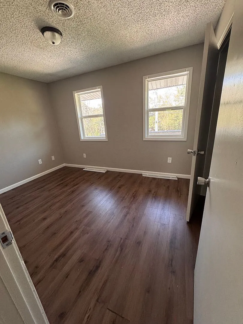 330 Timothy Lane, Kirbyville — Photo 4