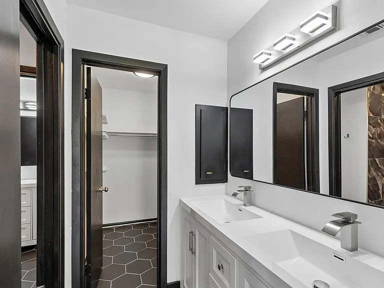 100 Lido Cir #H2 — Photo 24