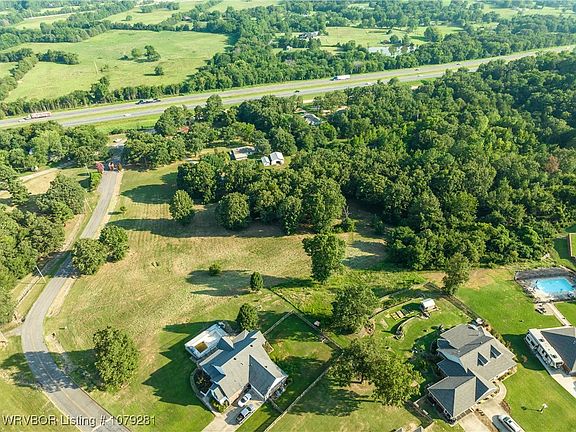 5th image of River Vista Dr