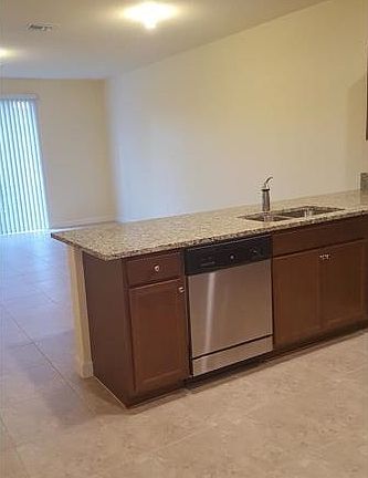4th image of 5979 NW 56th Pl