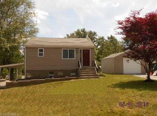 2944 Morrison St, Akron, OH 44312