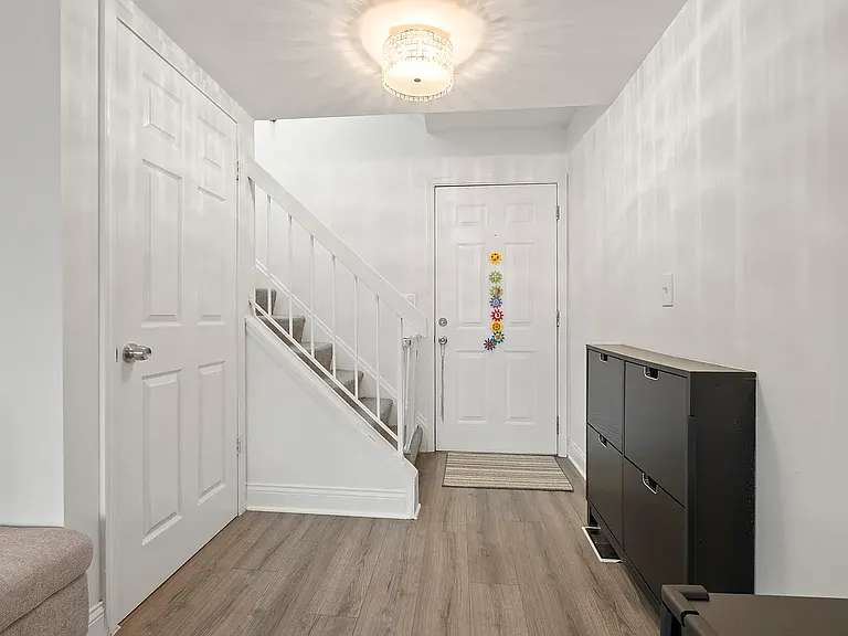 277 E Alpine Dr — Photo 23