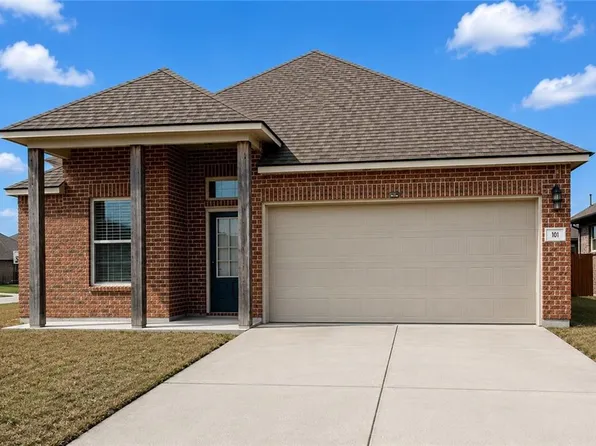 101 E Lake Ct, Slidell, LA 70461