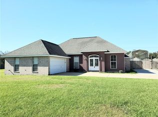 400 Magnolia Ridge Rd, Boutte, LA 70039