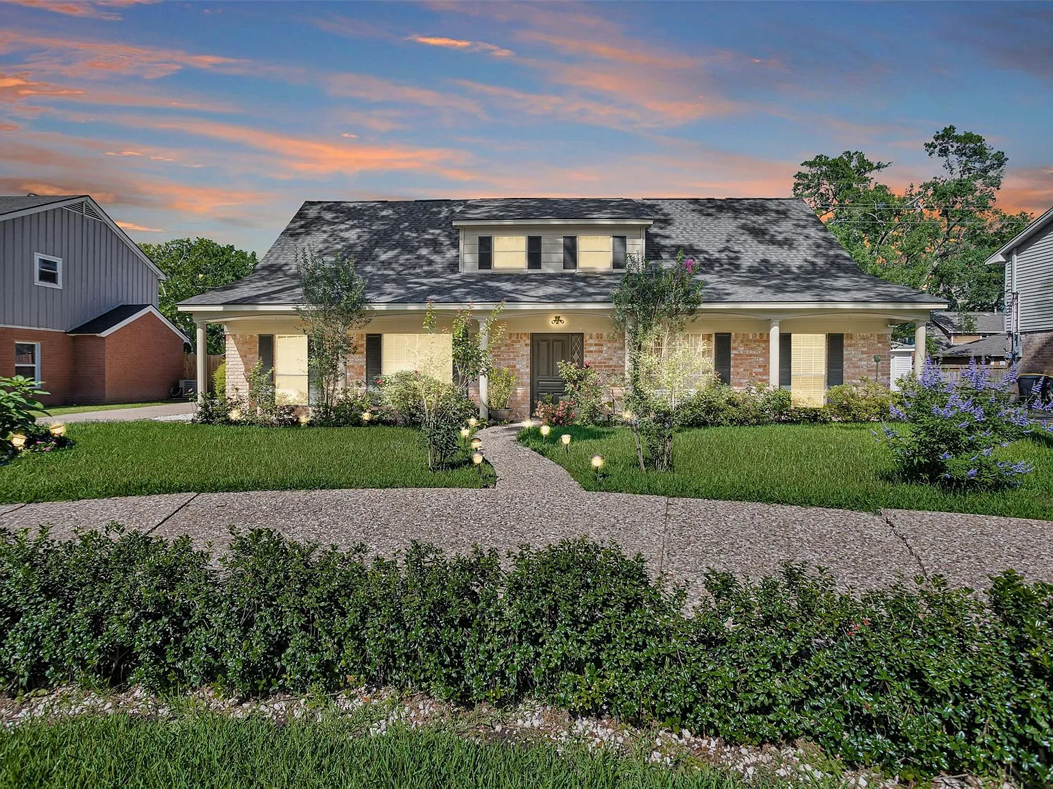 4 bed, 2.5 bath, 2669 sqft, $2,400 — Photo 1