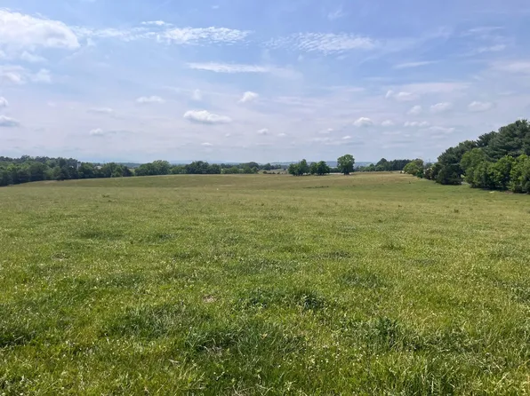 2010 Knightly Mill Rd, Fort Defiance, VA 24437
