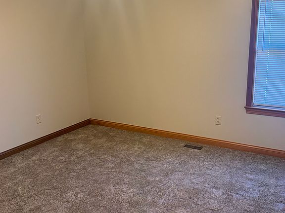 3rd image of 741 Fairview Ct #2739