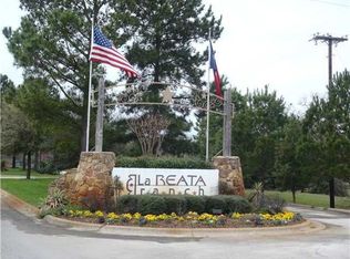 317 Corral Rd, Smithville, TX 78957