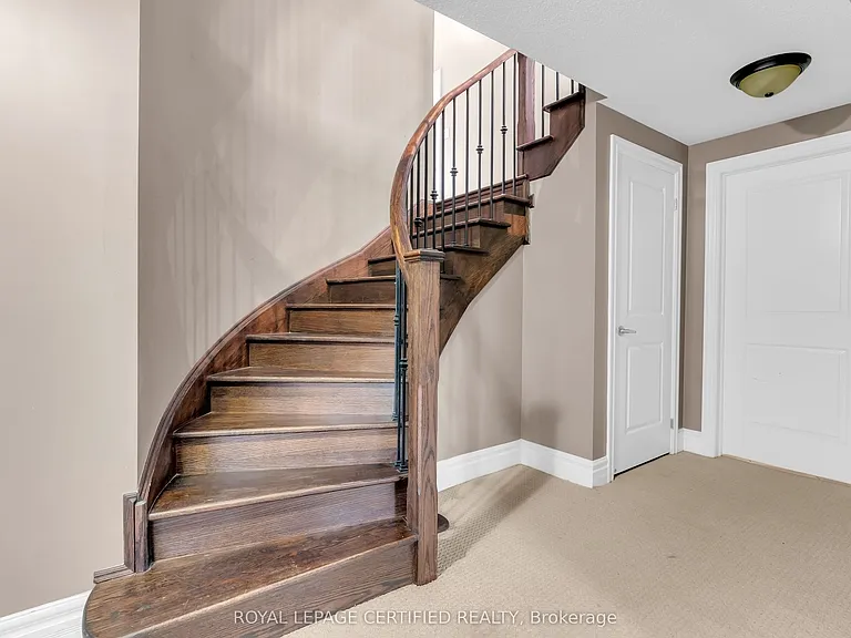 6 Cachet Ct — Photo 40