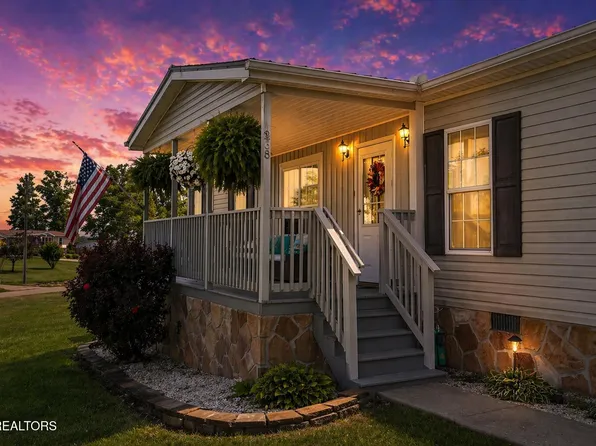 268 Mountain Meadows Dr, New Market, TN 37820