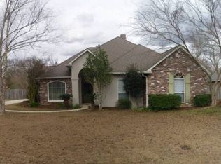 8609 R Dawes Dr, Denham Springs, LA 70706