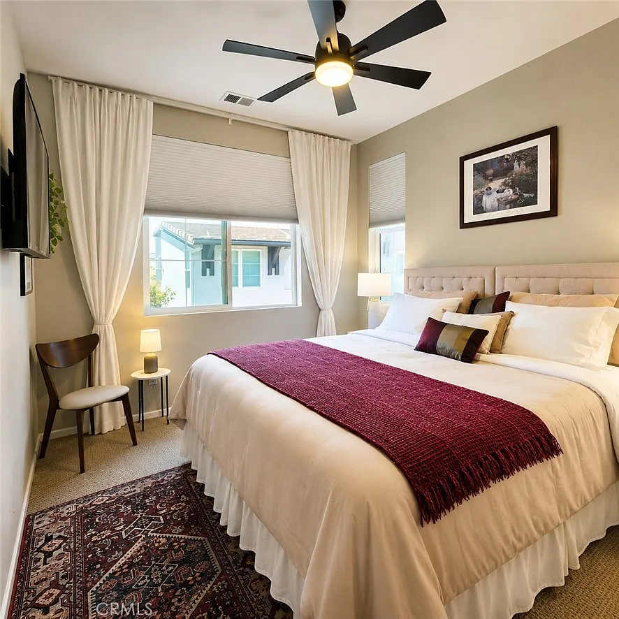 2 bed, 1.5 bath, 1613 sqft, $2,350 — Photo 1