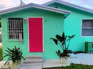 Liberia, Hollywood, FL 33020