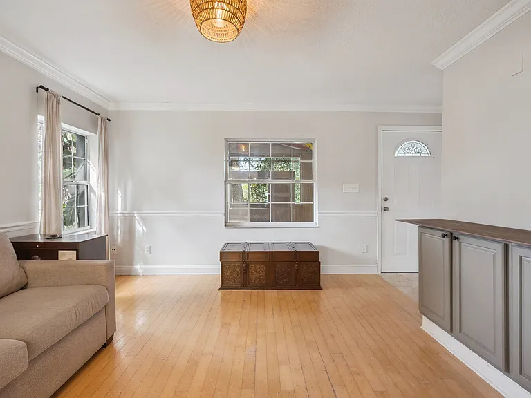 1417 Belgrade Ave #A — Photo 9