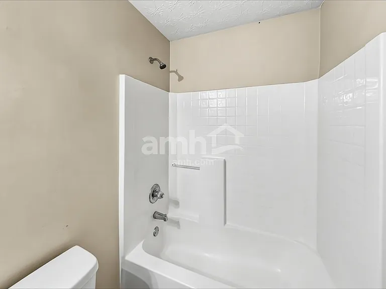 113 Village Dr — Photo 14