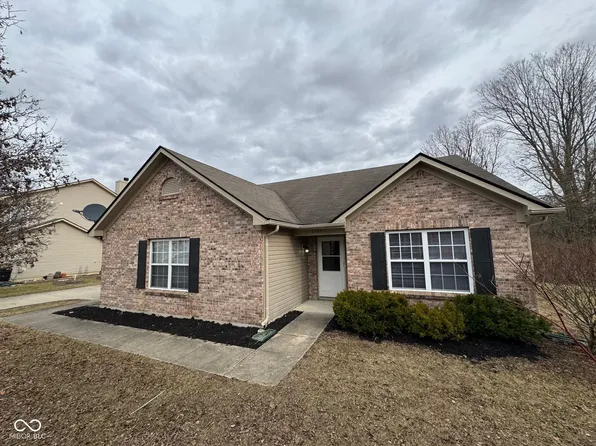 5763 W Deerview Bnd, McCordsville, IN 46055