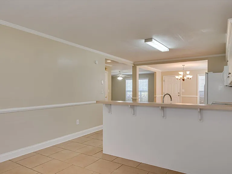 929 Sawbuck Way — Photo 14