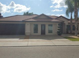 984 Summer Set Ln, Madera, CA 93637