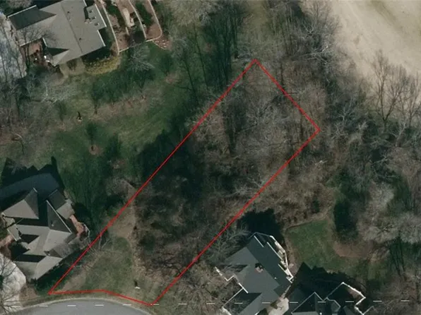 107 River Hill Dr, Bermuda Run, NC 27006