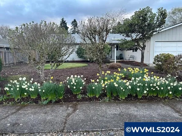 2800 NW Ashwood Dr, Corvallis, OR 97330