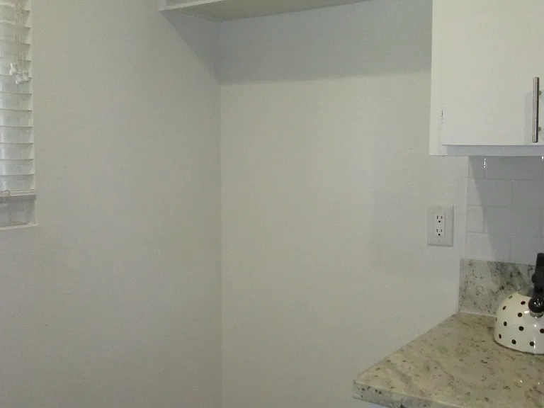 *Floor plans are digital renderings. All dimensions are approximate. Actual product and specifications may vary in dimension or detail. Not all features are available in every apartment.