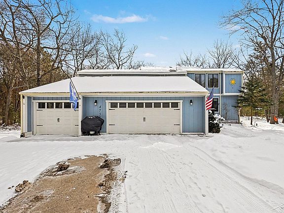 2nd image of 4738 Willow Bend Rd