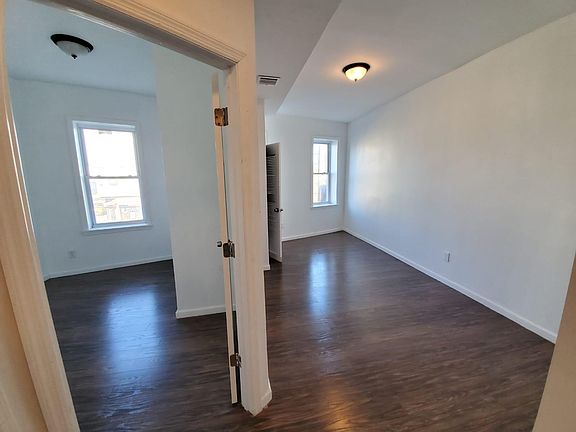 3rd image of 812 Clinton Ave #3M