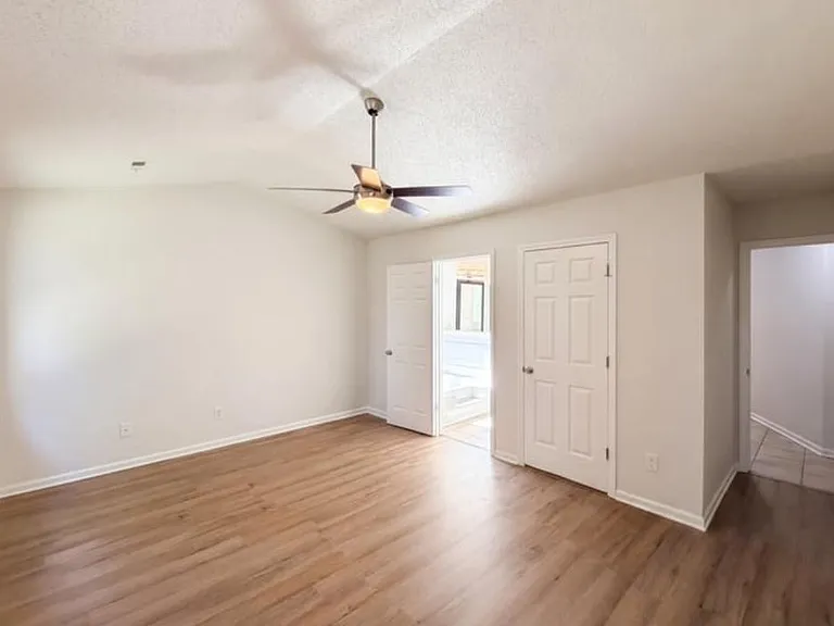 13628 Tynecastle Ln — Photo 6