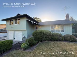 1916 SW Sandlewood Ave, Gresham, OR 97080