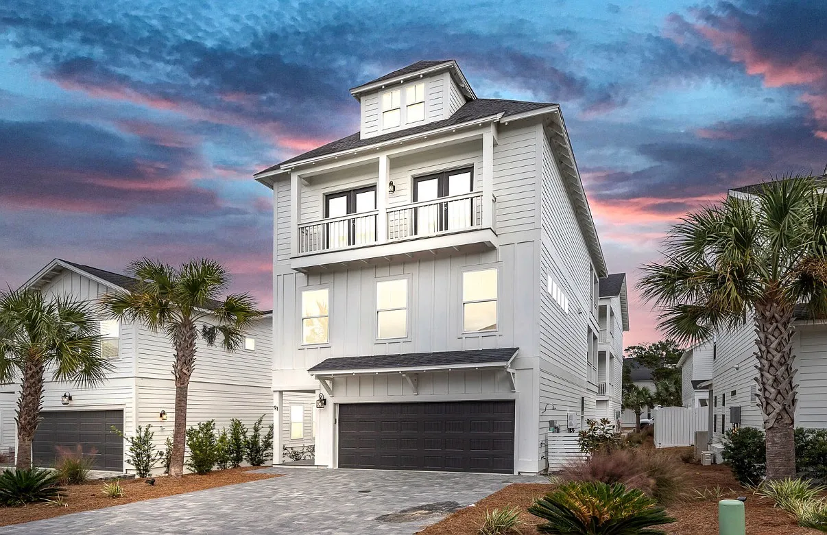 4 bed, 3.5 bath, 2500 sqft, $4,500 — Photo 2