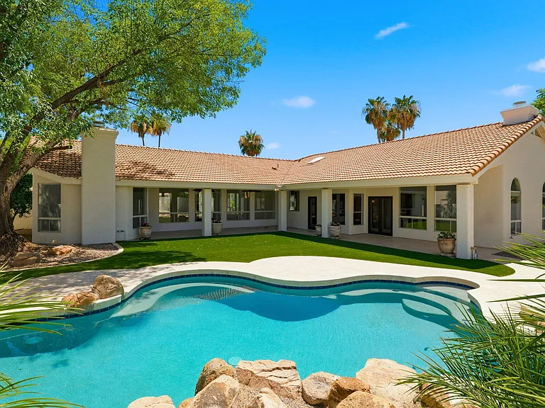 8638 E Dahlia Dr — Photo 51