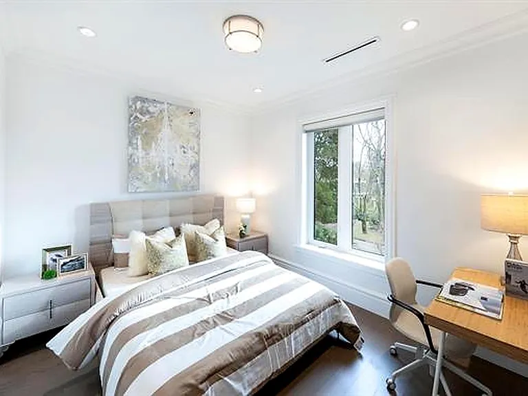 3407 W 33rd Ave — Photo 24