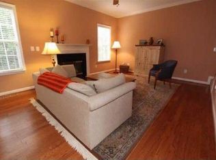 8500 Hobhouse Cir, Raleigh, NC 27615