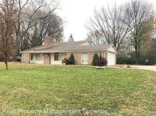 34036 Banbury Rd, Farmington Hills, MI 48331