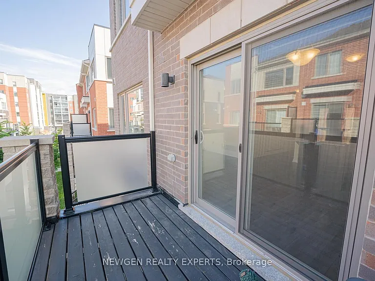 240 Lagerfeld Dr #13 — Photo 15