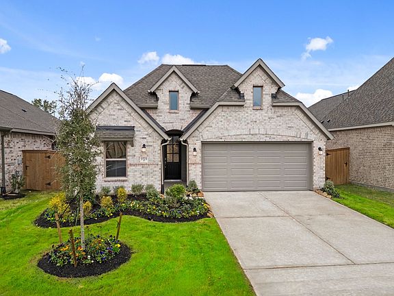 2nd image of 9519 Sierra Crest Ln