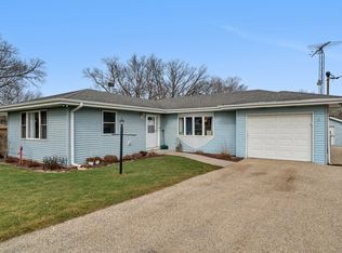 19556 W Manhattan Rd, Elwood, IL 60421