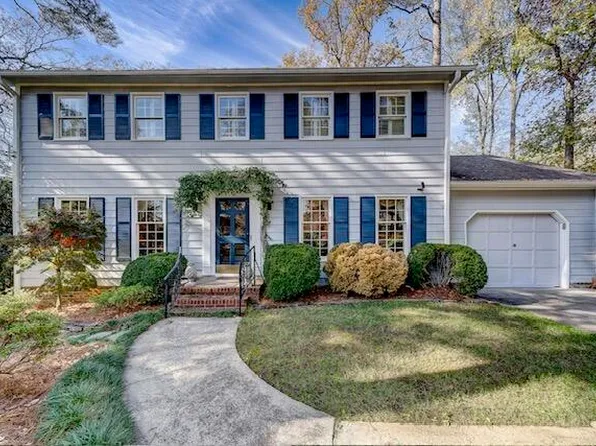 10 Breton Pl, Durham, NC 27707