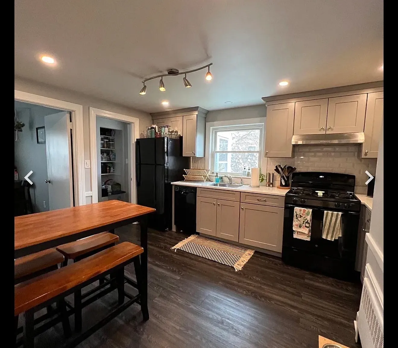 15 Surrey St — Photo 3