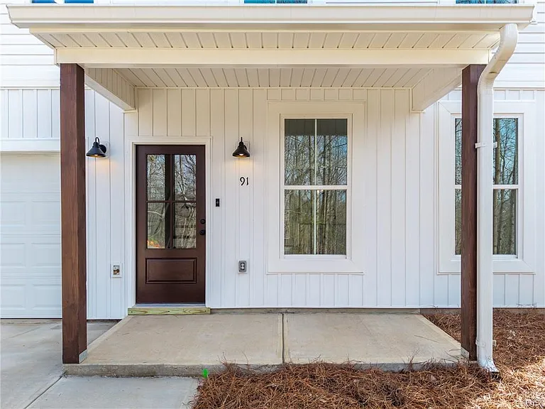 91 Smith And Wesson Way — Photo 4