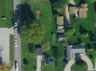 6425 NE Rising Sun Dr, Pleasant Hill, IA 50327