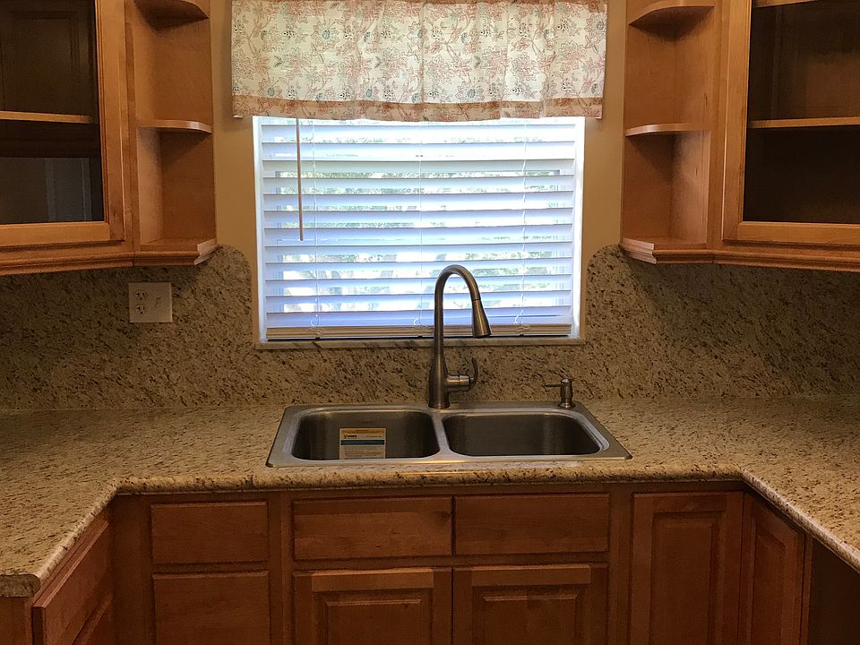 1st image of 1225 NW 21st St APT 2215