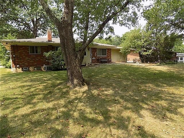 2nd image of 9264 Cordoba Ln