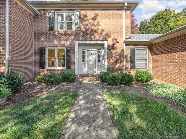 815 Devon Ct, Winston Salem, NC 27104