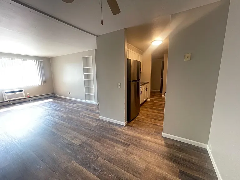 1120 Ann St #13 — Photo 5